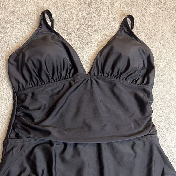 NWT Jones New York Black One Piece Swimsuit - Size Medium - Picture 4 of 14